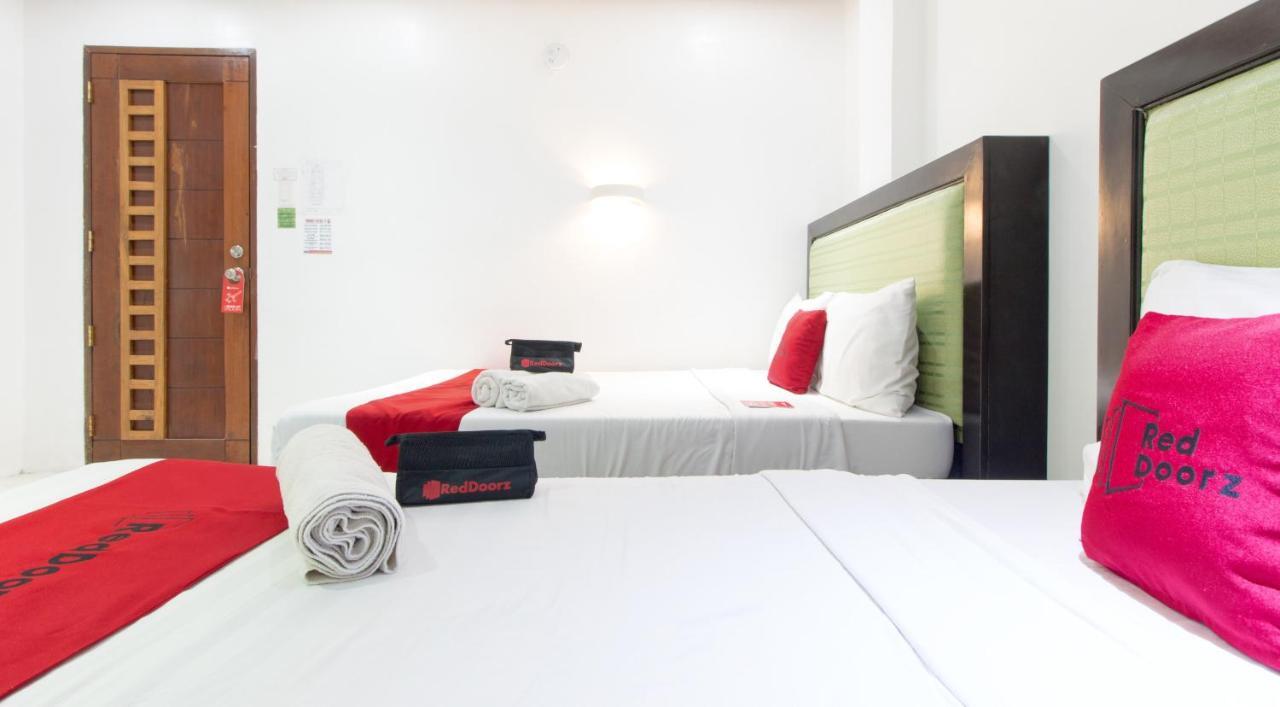 Hotel Reddoorz @ Real Fatima Tacloban Anibong Esterno foto