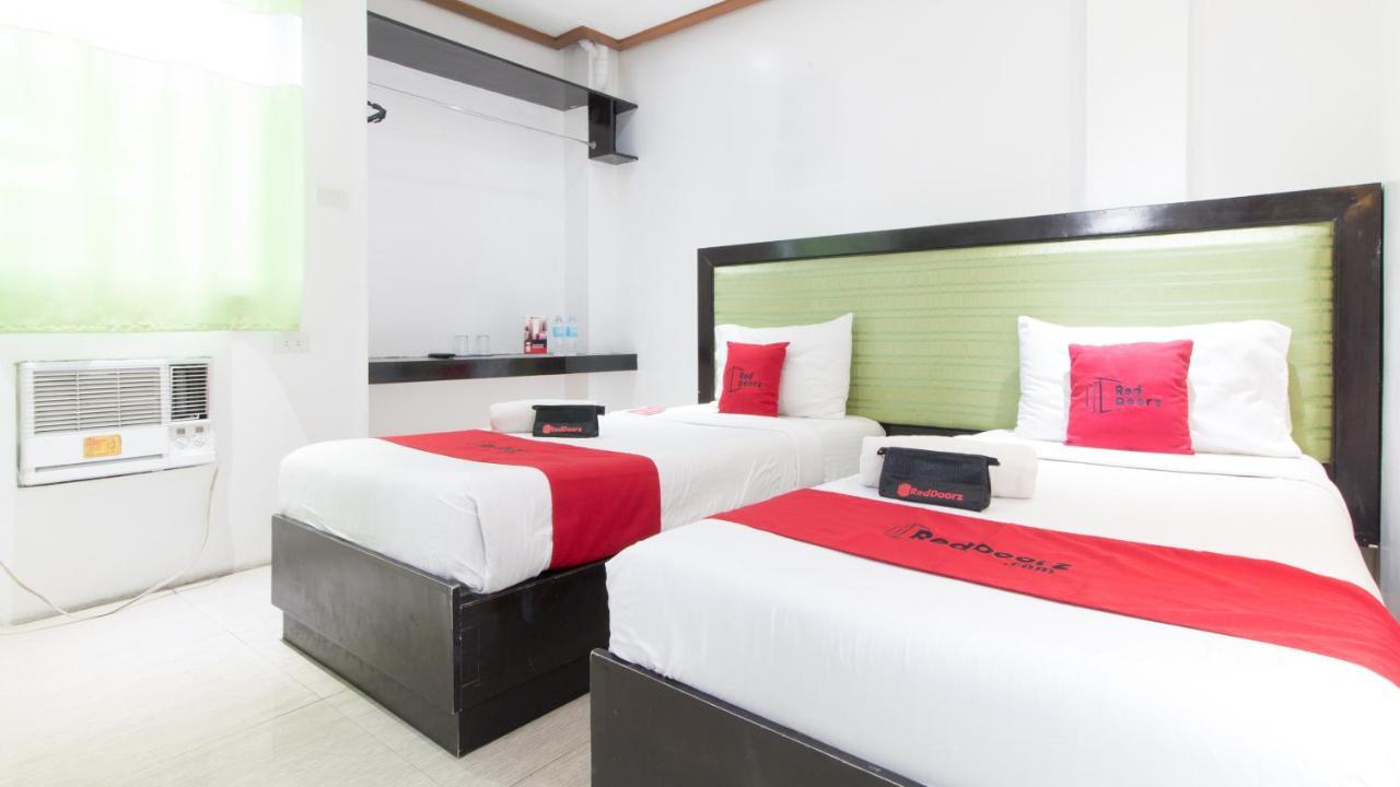 Hotel Reddoorz @ Real Fatima Tacloban Anibong Esterno foto