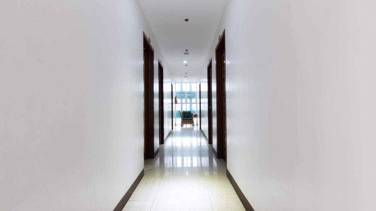 Hotel Reddoorz @ Real Fatima Tacloban Anibong Esterno foto